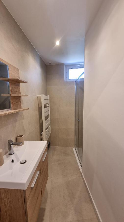 Апартаменты En Plein Coeur De Pelissanne - 55 M2 Renoves - Avec Parking Экстерьер фото